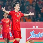 Matsumura Brace Mengantarkan Persija Jakarta Kemenangan 2-1 atas Persis Solo: Analisis Mendalam dan Implikasi untuk Liga 1